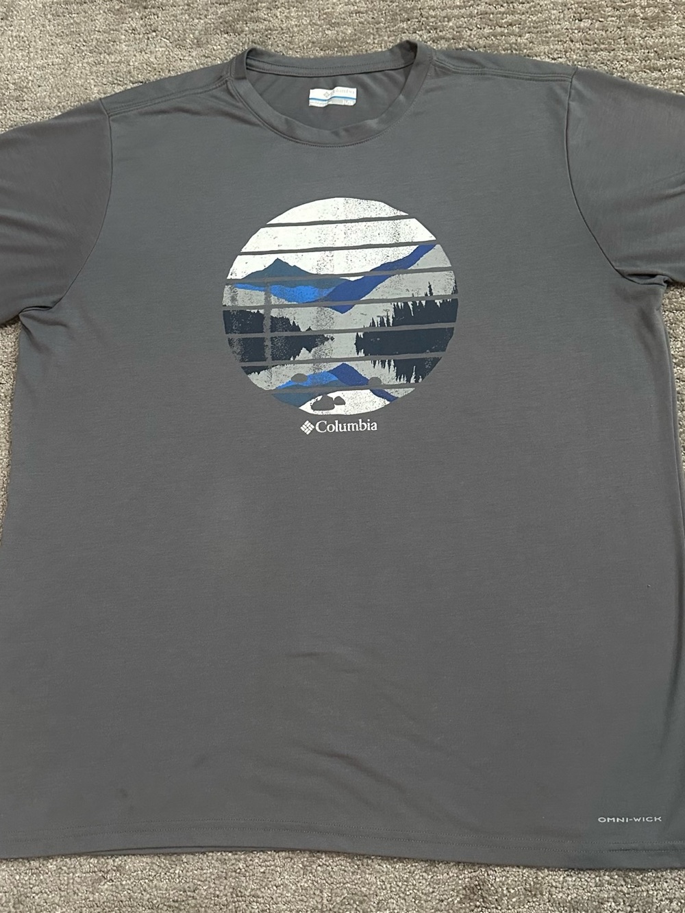 Columbia Men's Gray Short-Sleeve Graphic Tee